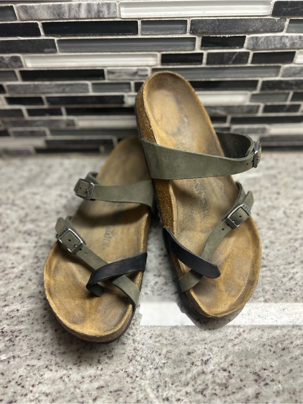 Birkenstock Womens Mayari Olive Green & Black leather Strappy Sandals size 9(40)